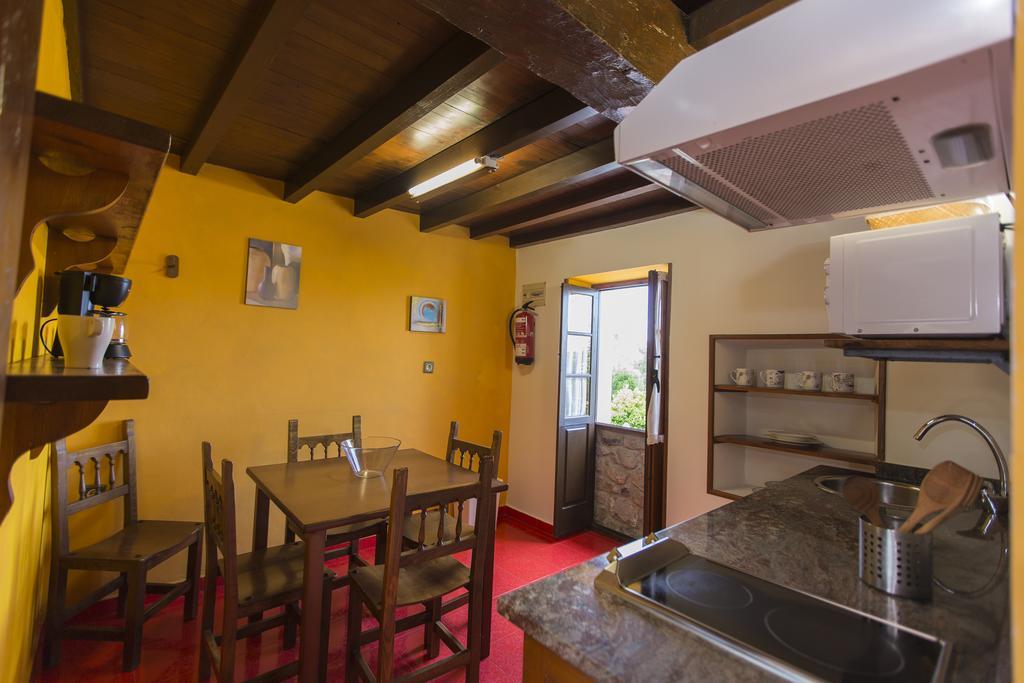 Apartamentos Rurales Playa Del Canal Villanueva de Pria Ngoại thất bức ảnh